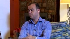 Ashxarhi Hayere - Zareh Sinanyan