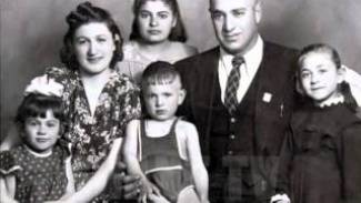 Ashxarhi Hayere - Patrik Babumyan