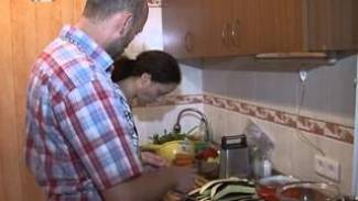 Qaxcats Chein Spasum - Armen Barsexyan